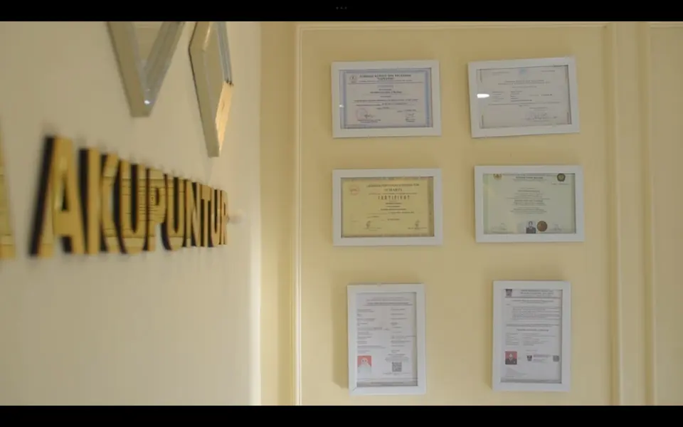 Suasana klinik QISA Akupunktur